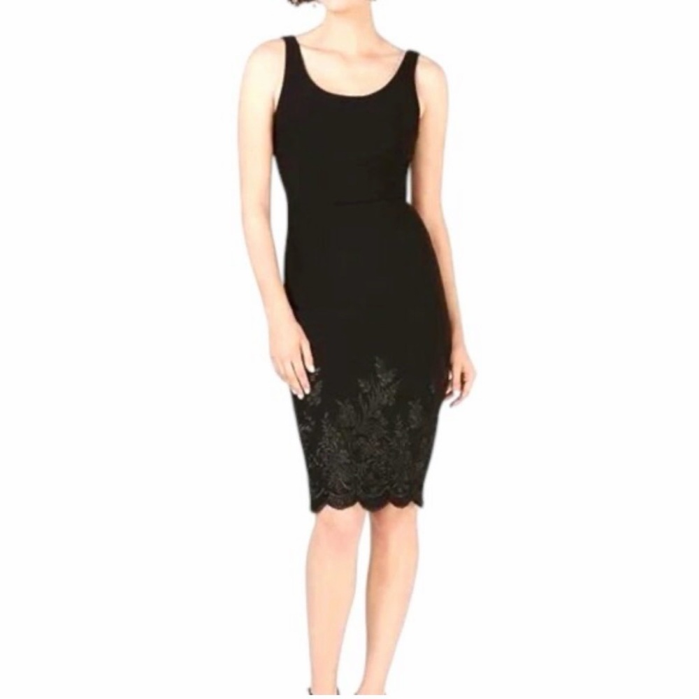 Betsey Johnson Bodycon Floral Embroidered Midi Dress Sheath Women size 2